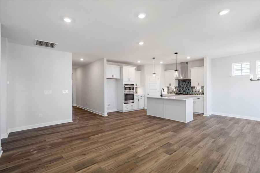 Spacious, unfurnished interior of a new home in Ovation at Sweetbrier, Durham (Image 18).