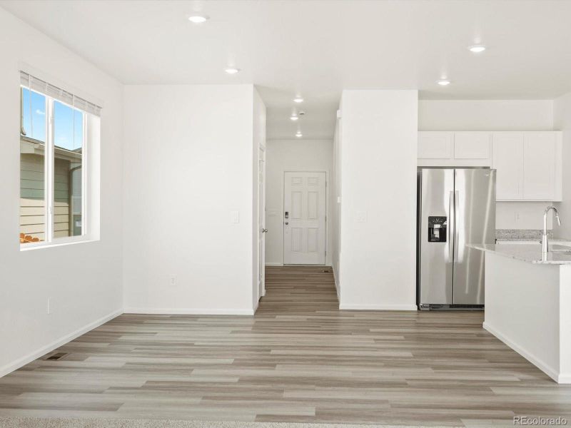 Spacious, unfurnished interior of a new home in Lake Bluff, Greeley (Image 10). Spacious, unfurnished interior of a new home in Lake Bluff, Greeley (Image 10).