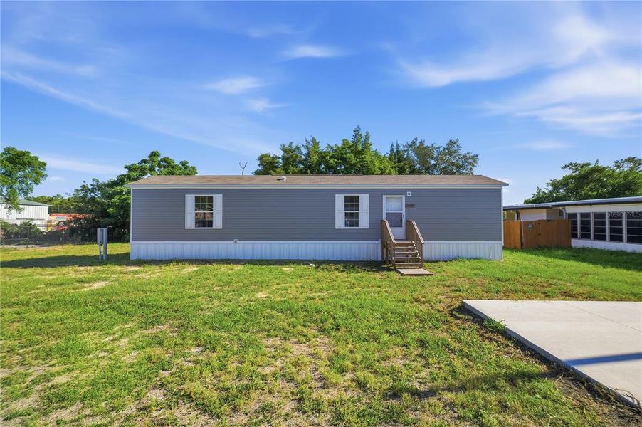 Exterior details and patio area of a home in , Brooksville (Image 22).