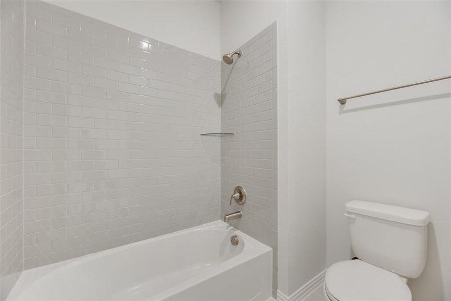 Furnished interior view inside a new home in Sutton Fields, Celina (Image 6).