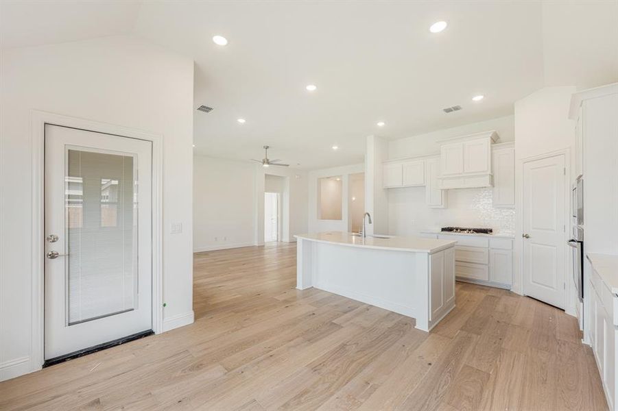 Image 33 of a home in Hunters Ridge. Image 33 of a home in Hunters Ridge.