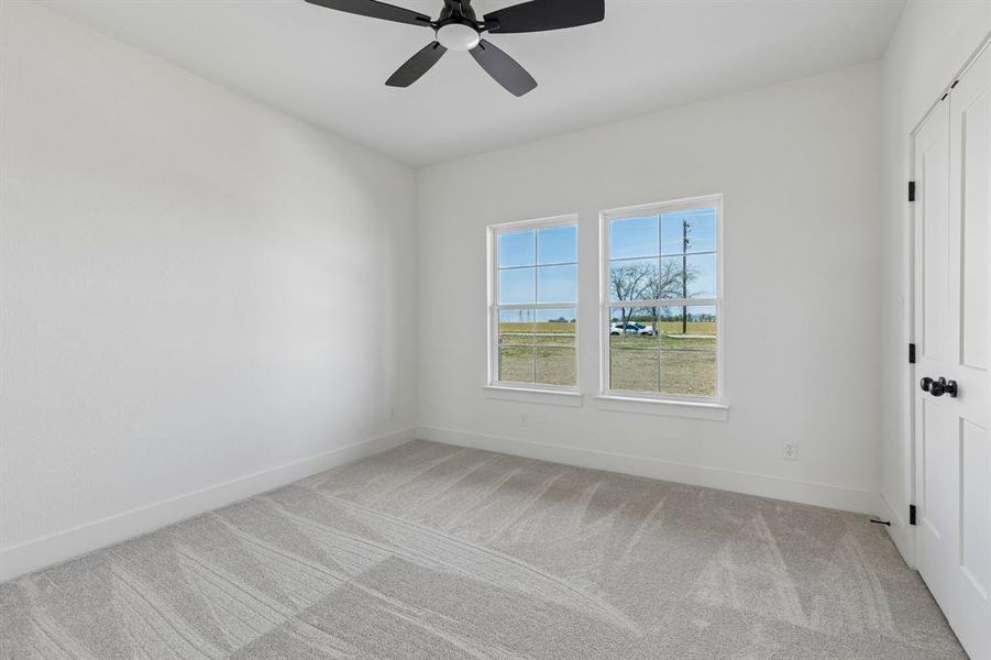 Spacious, unfurnished interior of a new home in , Ponder (Image 24).