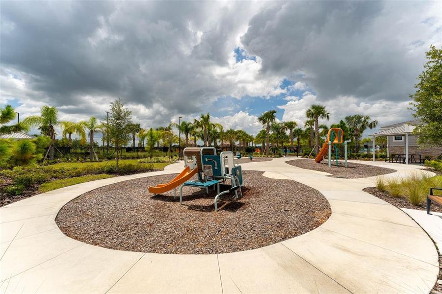 Community amenities in Prosperity Lakes Active Adult, Parrish (Image 51).