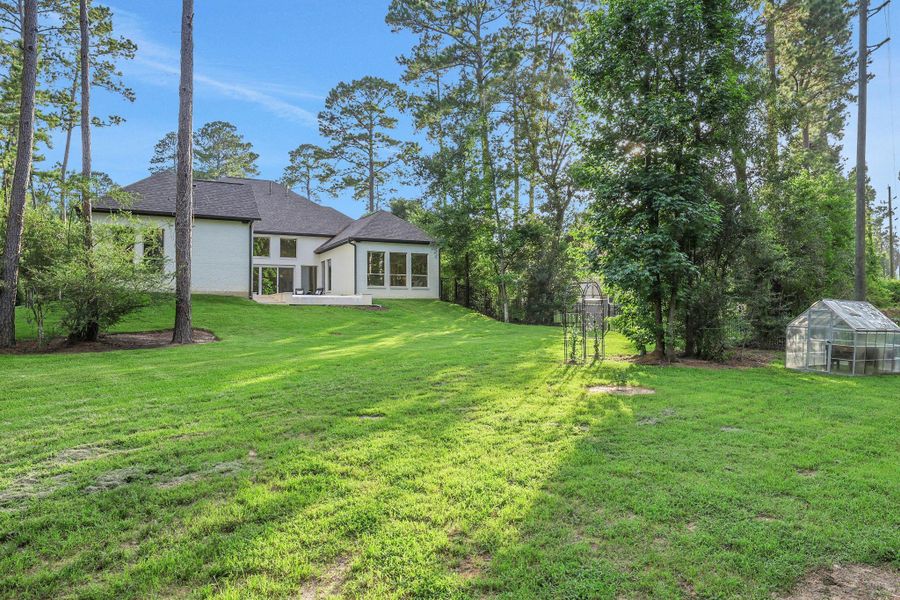Exterior details and patio area of a home in , Tomball (Image 25).