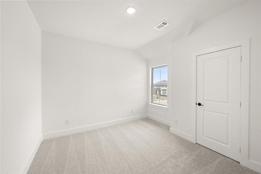 1529 Laurel- Bedroom-5218 1529 Laurel- Bedroom-5218