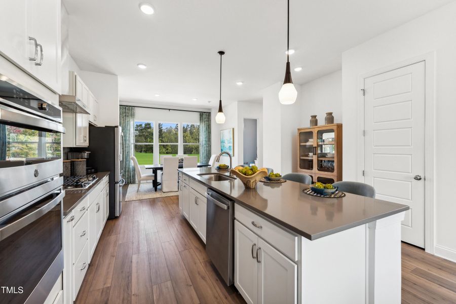 Oversized Island Oversized Island