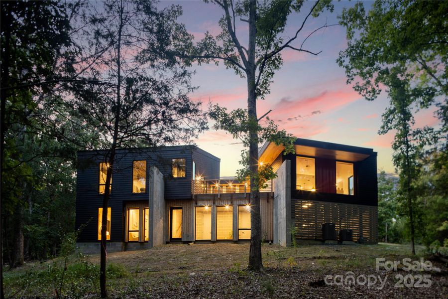 Image 31 of a home in .