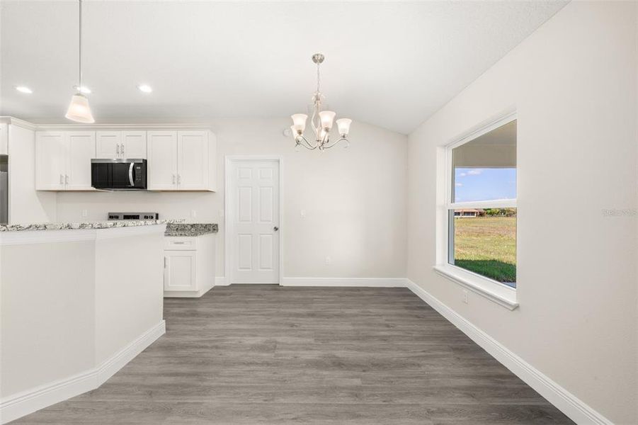 Spacious, unfurnished interior of a new home in , Sebring (Image 20).