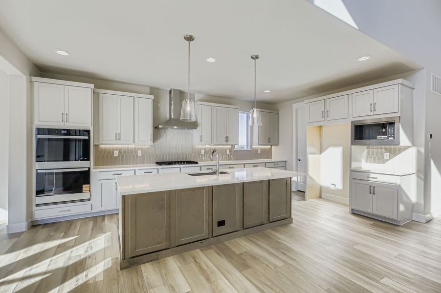 1833 Flourish - Kitchen 1833 Flourish - Kitchen