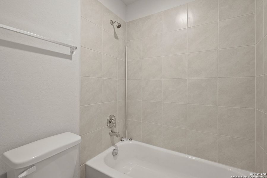 Image 32 of a home in Hunters Ranch. Image 32 of a home in Hunters Ranch.