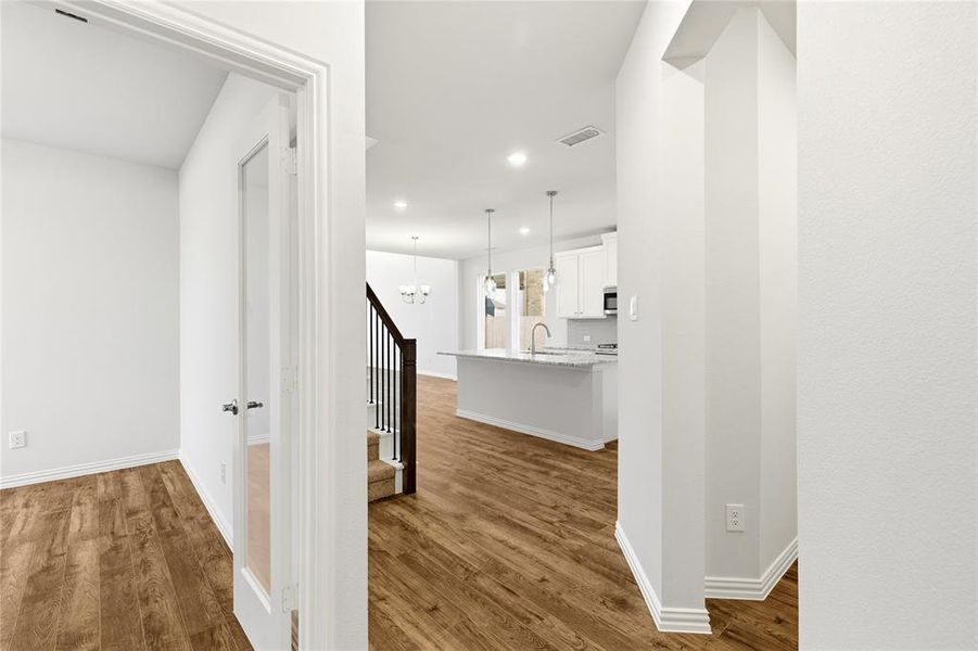 Spacious, unfurnished interior of a new home in Elevon, Lavon (Image 32).