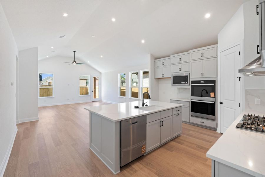 Furnished interior view inside a new home in Persimmon, Buda (Image 7).