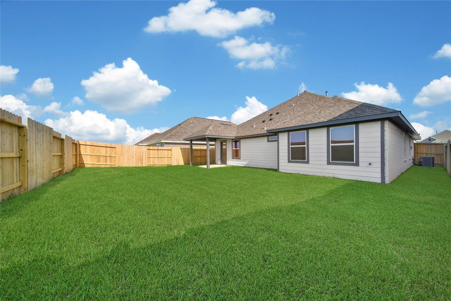 Exterior details and patio area of a home in , Rosharon (Image 3). Exterior details and patio area of a home in , Rosharon (Image 3).