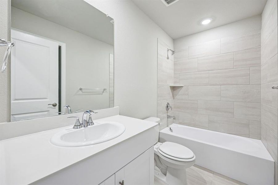 Photo is not of the actual home, but is an inspirational photo of builder’s model home and may depict options, furnishings, and/or decorator features that are not included.