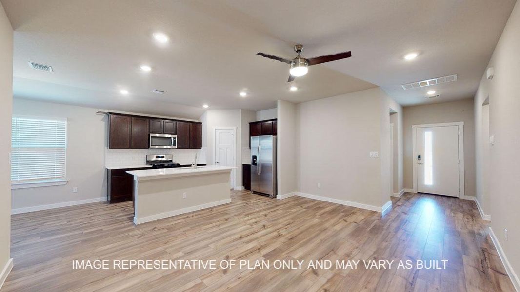 Representative unfurnished interior of a home built from the Baxtor by D.R. Horton in Reynolds Crossing, Killeen (Image 5).