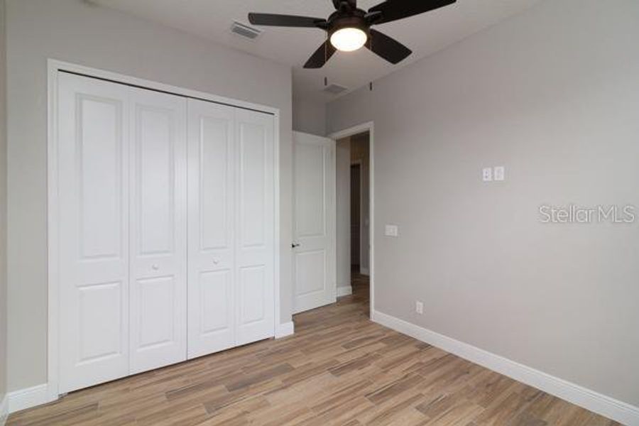 Spacious, unfurnished interior of a new home in , Leesburg (Image 20).