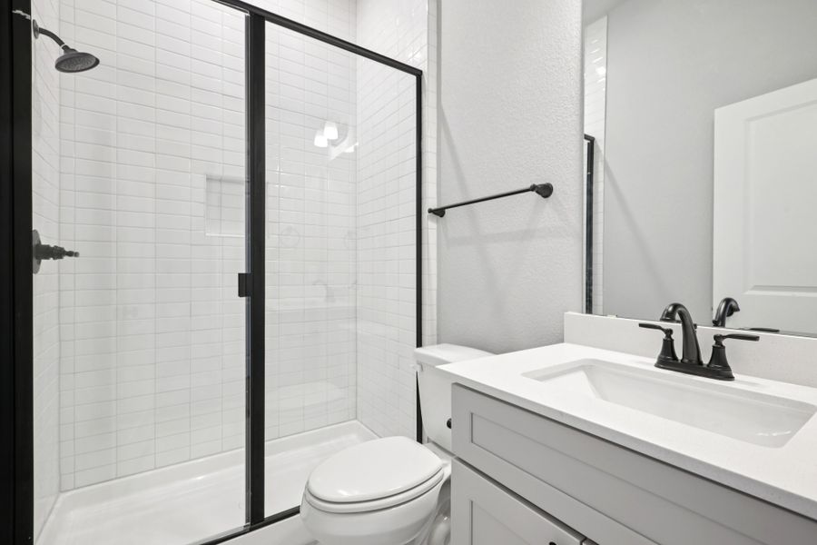 Furnished interior view inside a new home in Porter Country, Buda (Image 10).