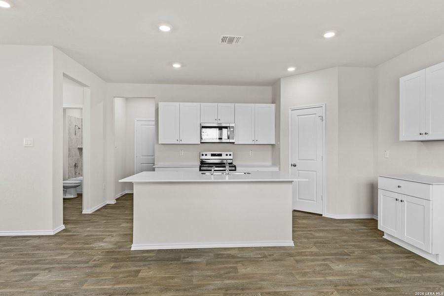 Furnished interior view inside a new home in Laurel Vistas, San Antonio (Image 6).