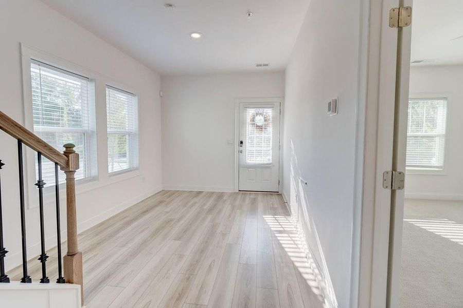 Image 28 of a home in .