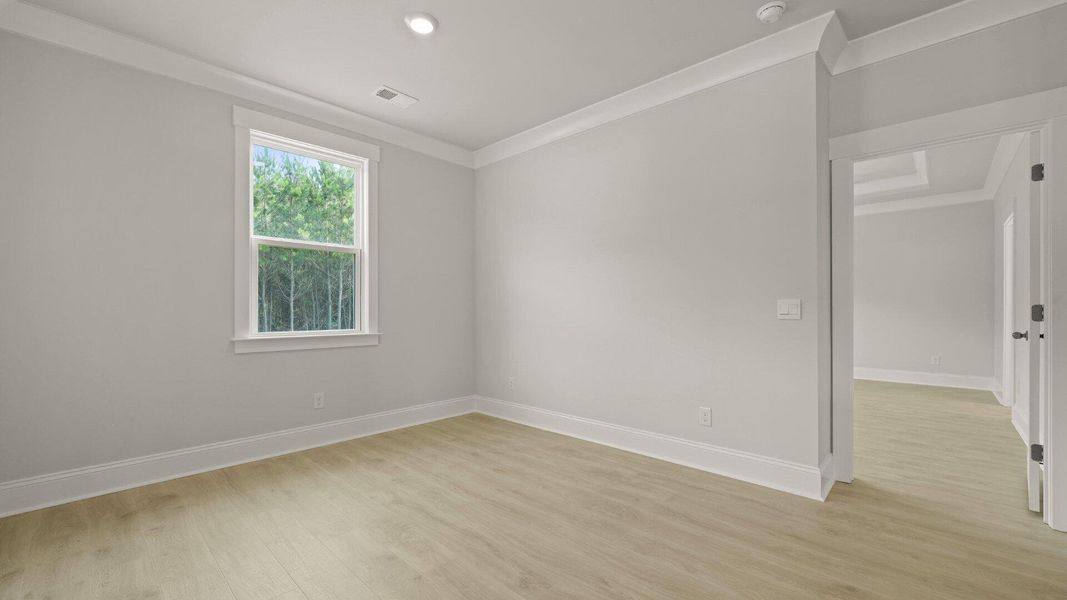 Spacious, unfurnished interior of a new home in Berkeley Bay, Ridgeville (Image 22).
