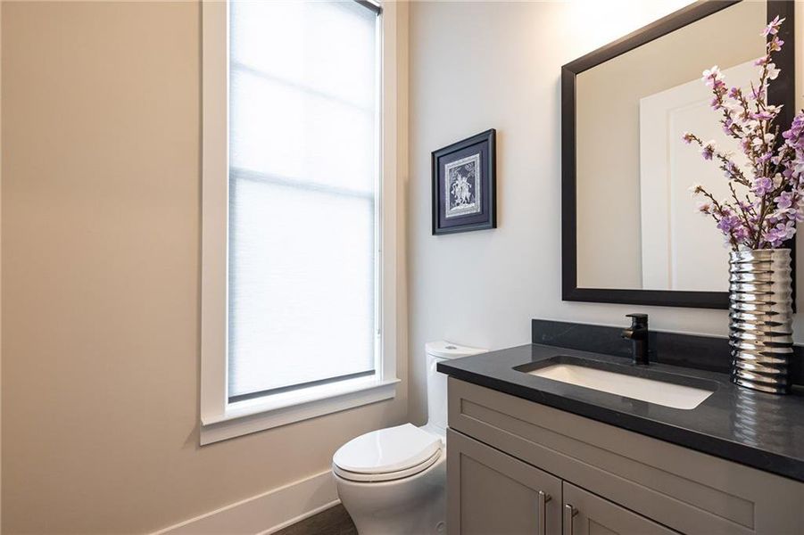 Image 84 of a home in .