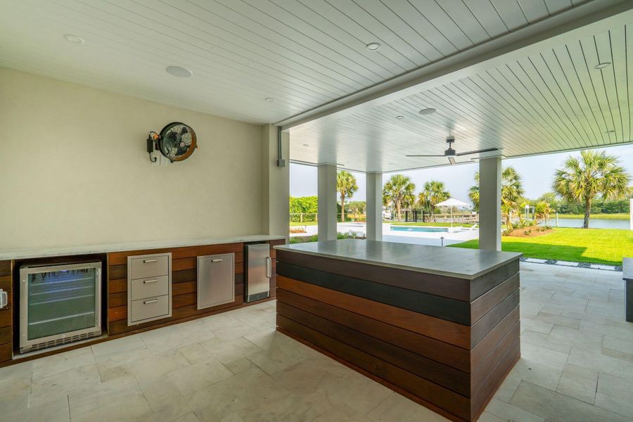 Exterior details and patio area of a home in , Isle Of Palms (Image 34).