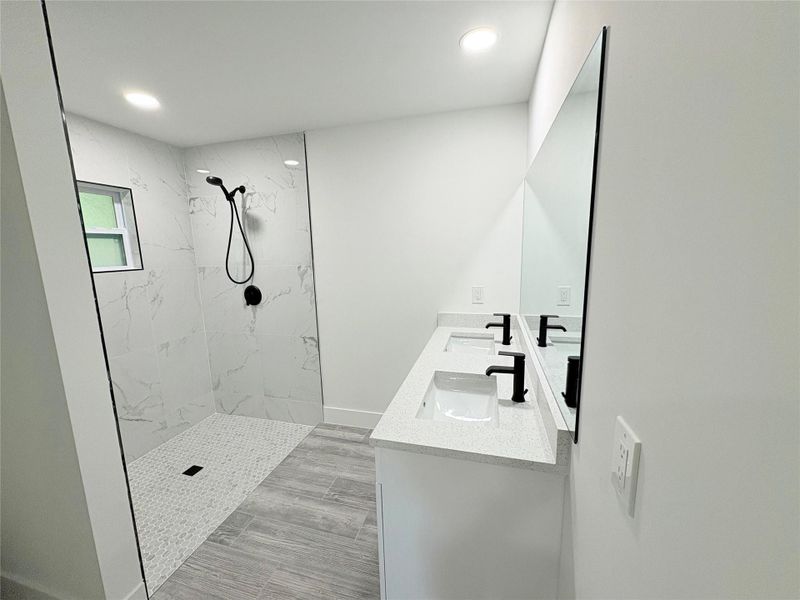 Furnished interior view inside a new home in , Okeechobee (Image 9).