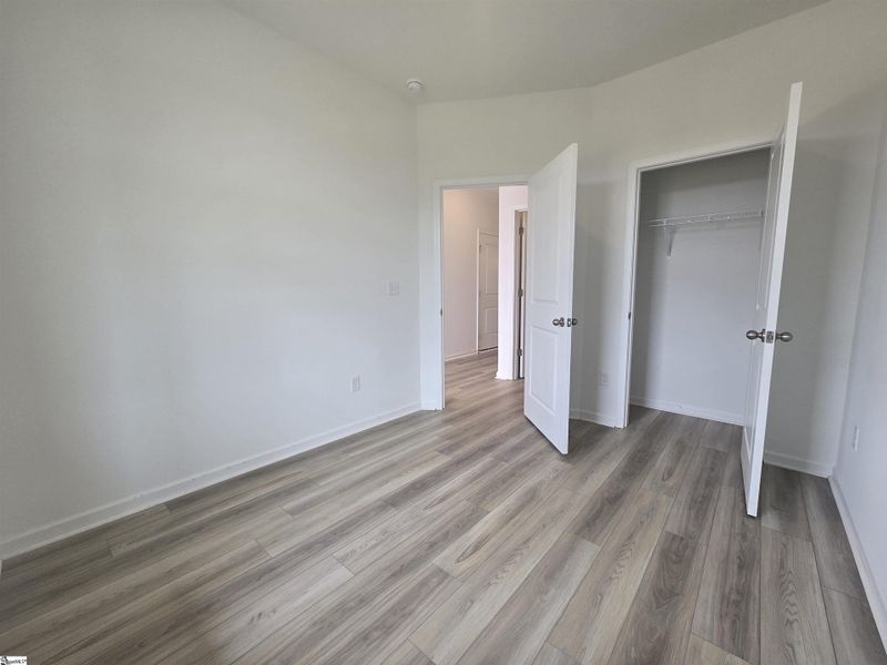 Spacious, unfurnished interior of a new home in Shiloh Trail, Wellford (Image 12). Spacious, unfurnished interior of a new home in Shiloh Trail, Wellford (Image 12).