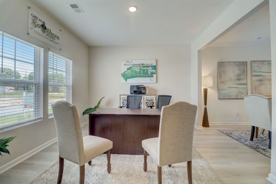 Representative furnished interior of a home built from the Devonshire ll by Great Southern Homes in Lynbrook, Boiling Springs (Image 6).