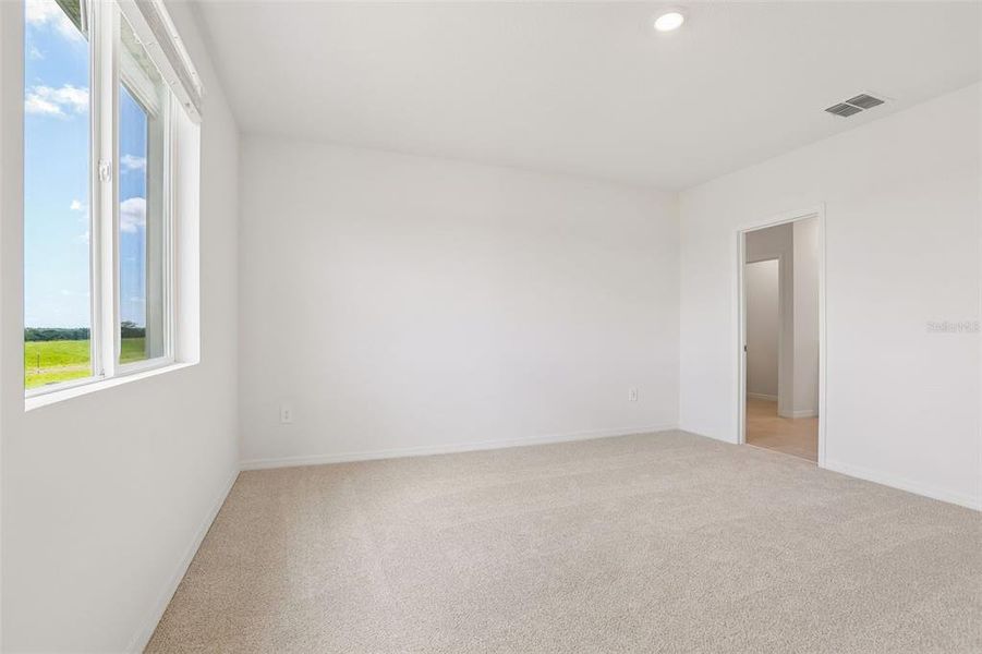 Spacious, unfurnished interior of a new home in Benton Hills - Classic Series, Brooksville (Image 37).