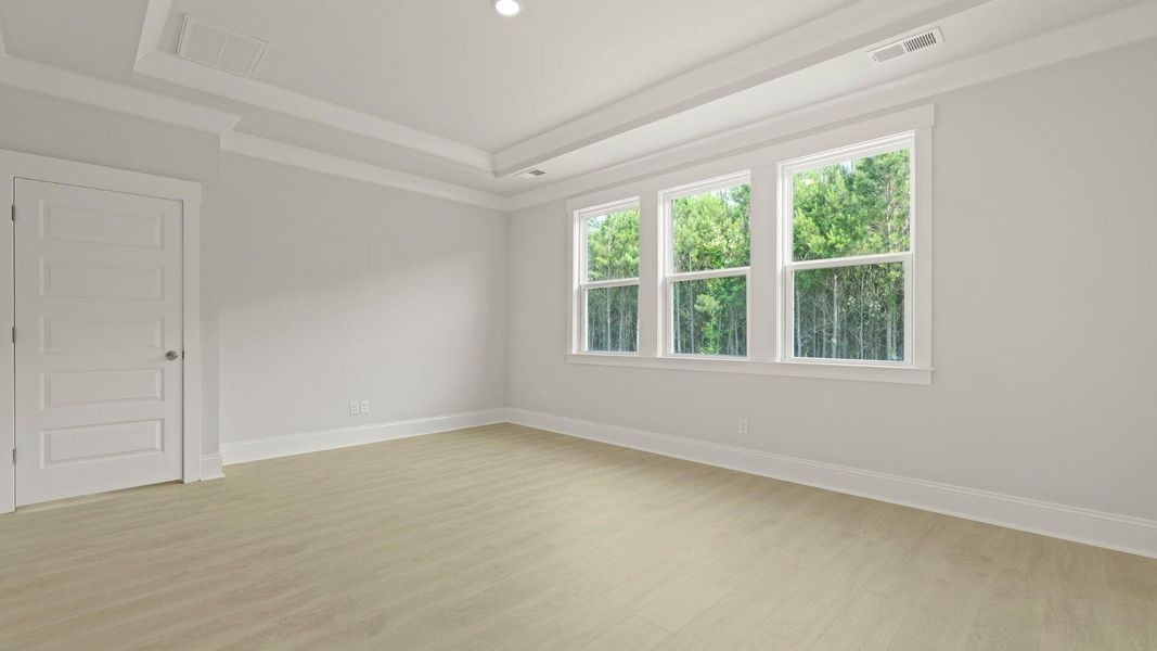 Spacious, unfurnished interior of a new home in Berkeley Bay, Ridgeville (Image 23).