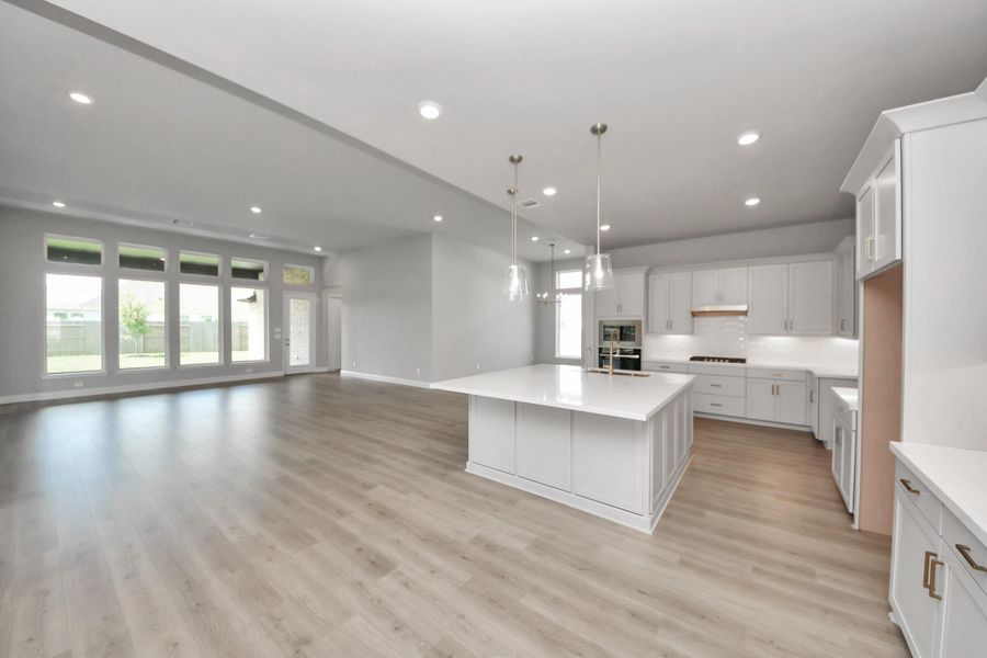 Spacious, unfurnished interior of a new home in ARTAVIA: Hilltop Collection, Conroe (Image 39). Spacious, unfurnished interior of a new home in ARTAVIA: Hilltop Collection, Conroe (Image 39).