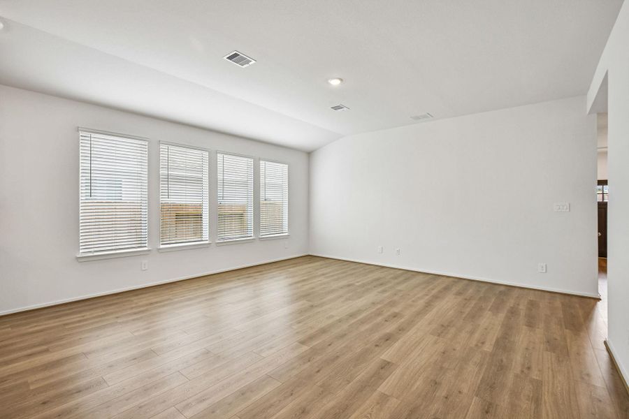 Spacious, unfurnished interior of a new home in Riviera Pines - Premier Series, Huffman (Image 45).