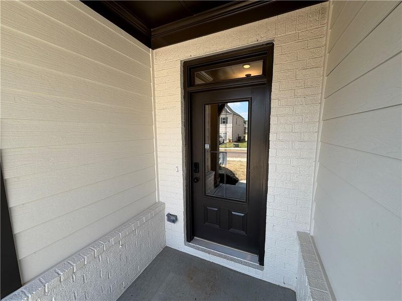 Exterior details and patio area of a home in Pinecrest Ridge, Dacula (Image 24).