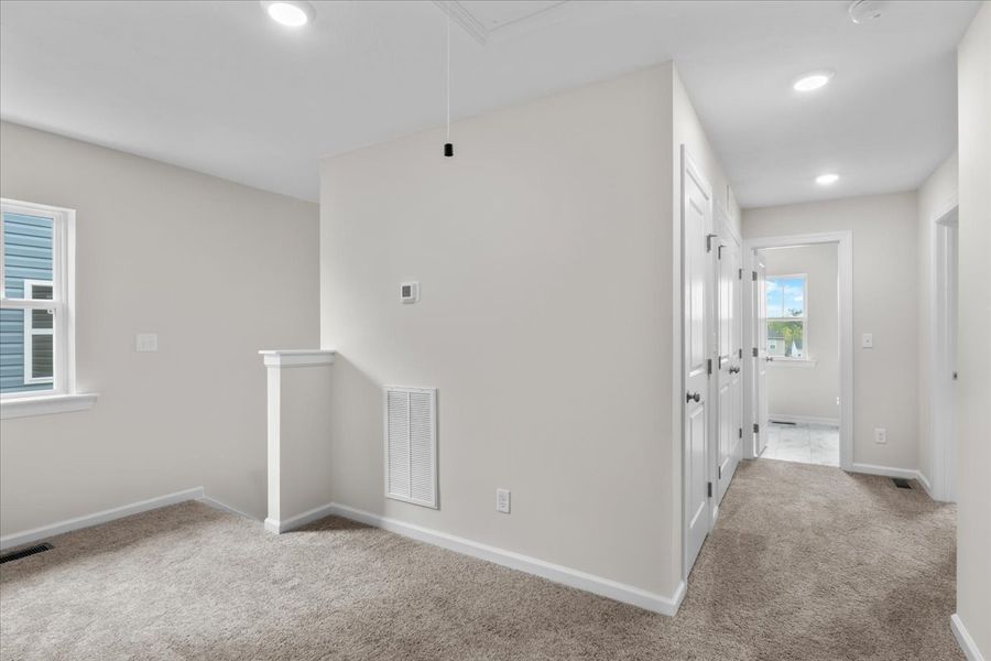 Spacious, unfurnished interior of a new home in Windsor, North Augusta (Image 21).