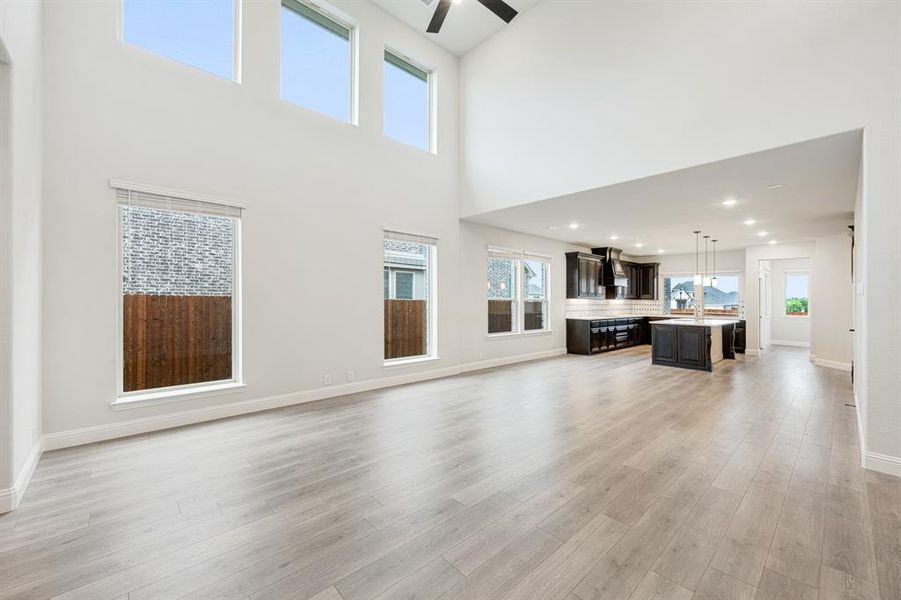 Spacious, unfurnished interior of a new home in Star Ranch, Godley (Image 29).