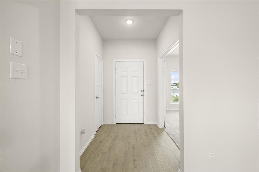 1188 Oak Spring- Entry-1