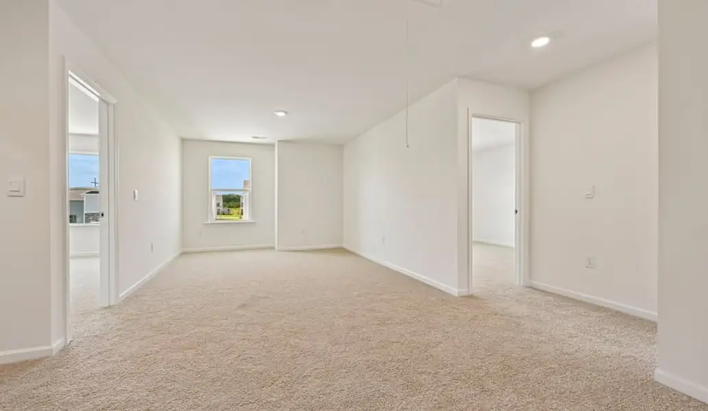 Spacious, unfurnished interior of a new home in Shahbain Reserve, Raeford (Image 23). Spacious, unfurnished interior of a new home in Shahbain Reserve, Raeford (Image 23).