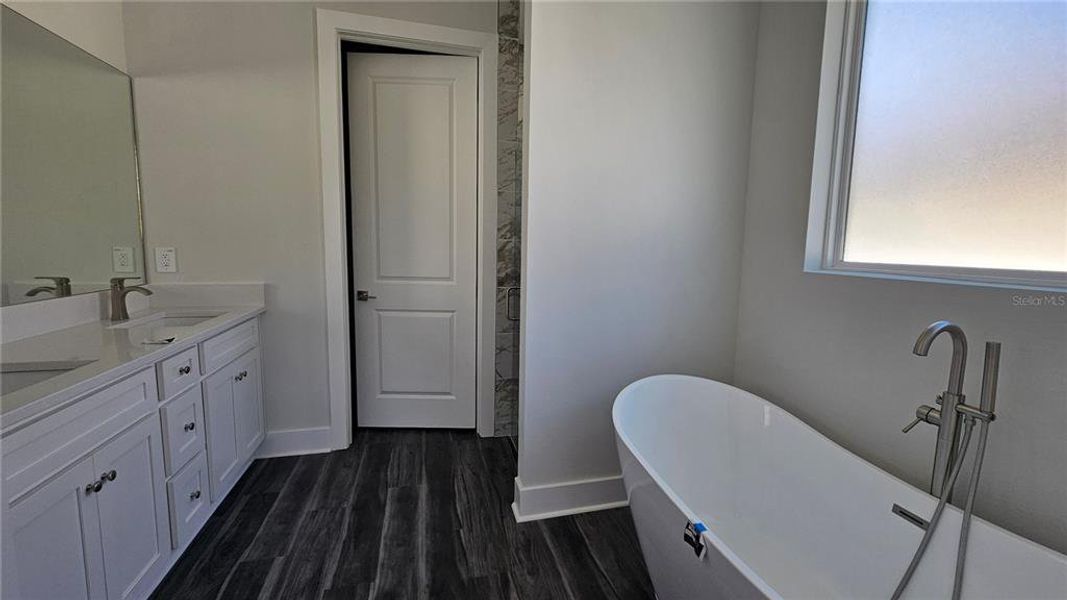 Furnished interior view inside a new home in , Port Charlotte (Image 10).