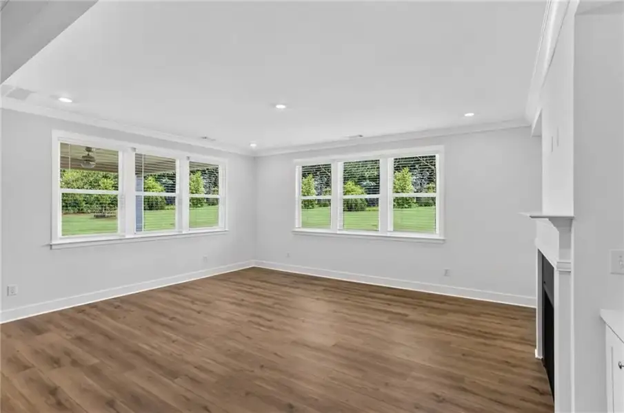 Spacious, unfurnished interior of a new home in , Cumming (Image 5).