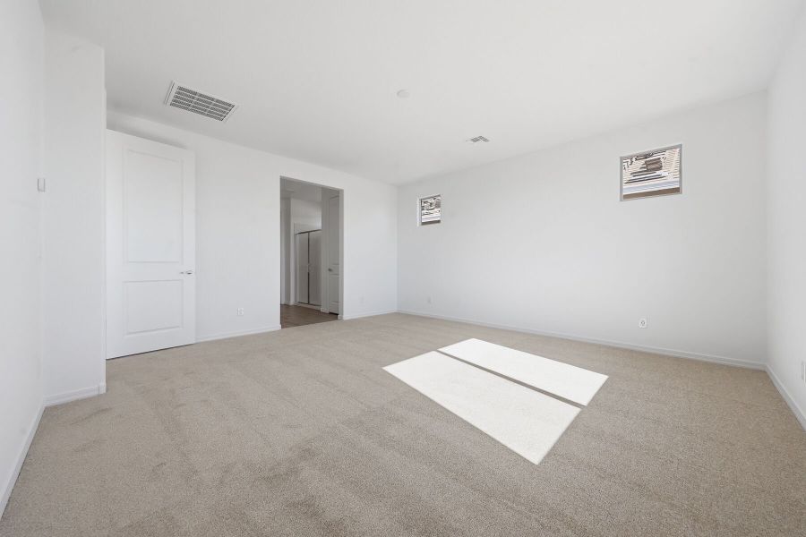 Spacious, unfurnished interior of a new home in Tierra Vistoso, Surprise (Image 11).