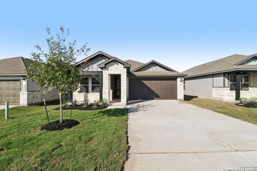 Image 36 of a home in Catalina.