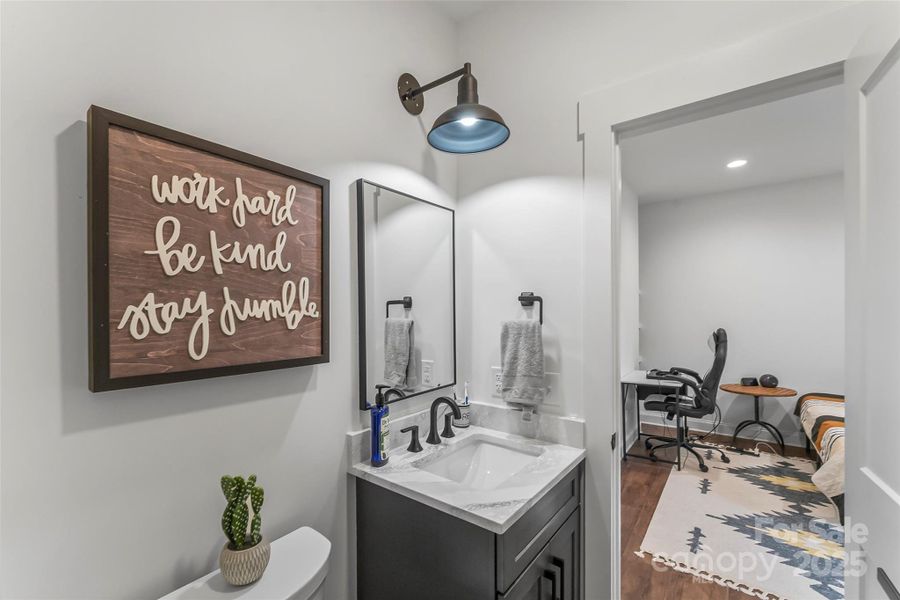 Image 43 of a home in .