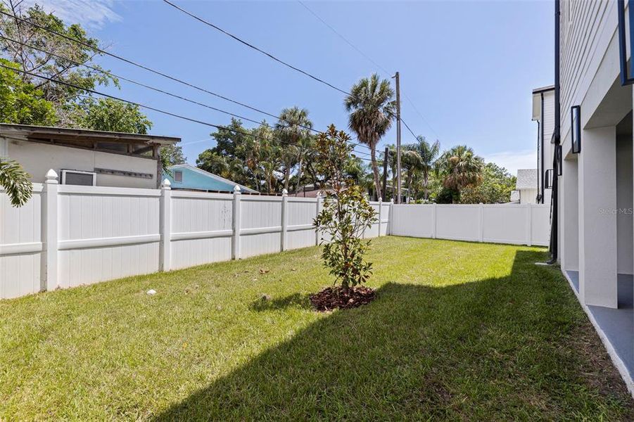 Image 36 of a home in .