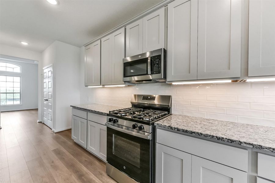 Furnished interior view inside a new home in River Ranch Meadows, Dayton (Image 17).