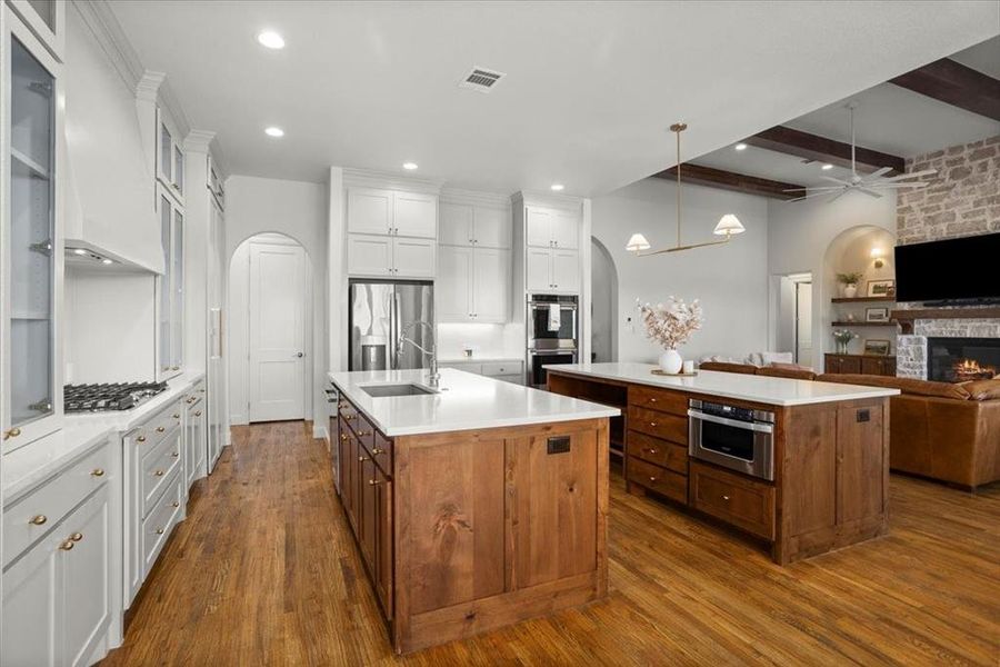 Furnished interior view inside a new home in Bella Crossing, Fort Worth (Image 8).