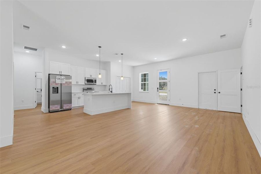 Spacious, unfurnished interior of a new home in , Citrus Springs (Image 29). Spacious, unfurnished interior of a new home in , Citrus Springs (Image 29).