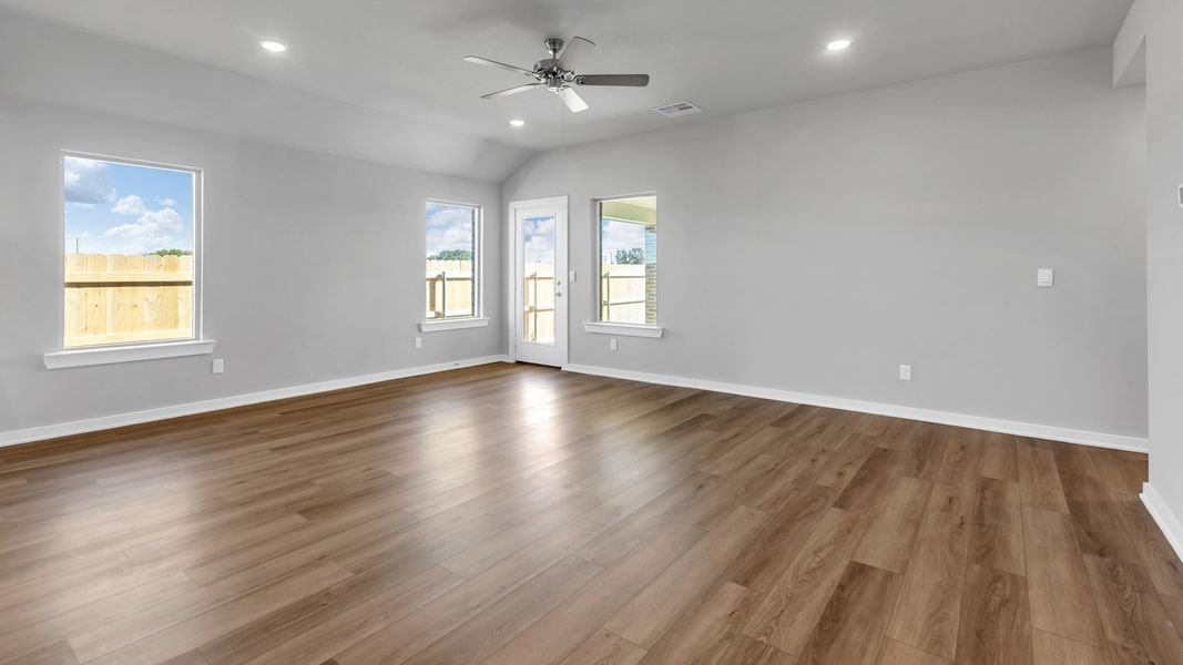 Spacious, unfurnished interior of a new home in Overlook West, Wolfforth (Image 11). Spacious, unfurnished interior of a new home in Overlook West, Wolfforth (Image 11).