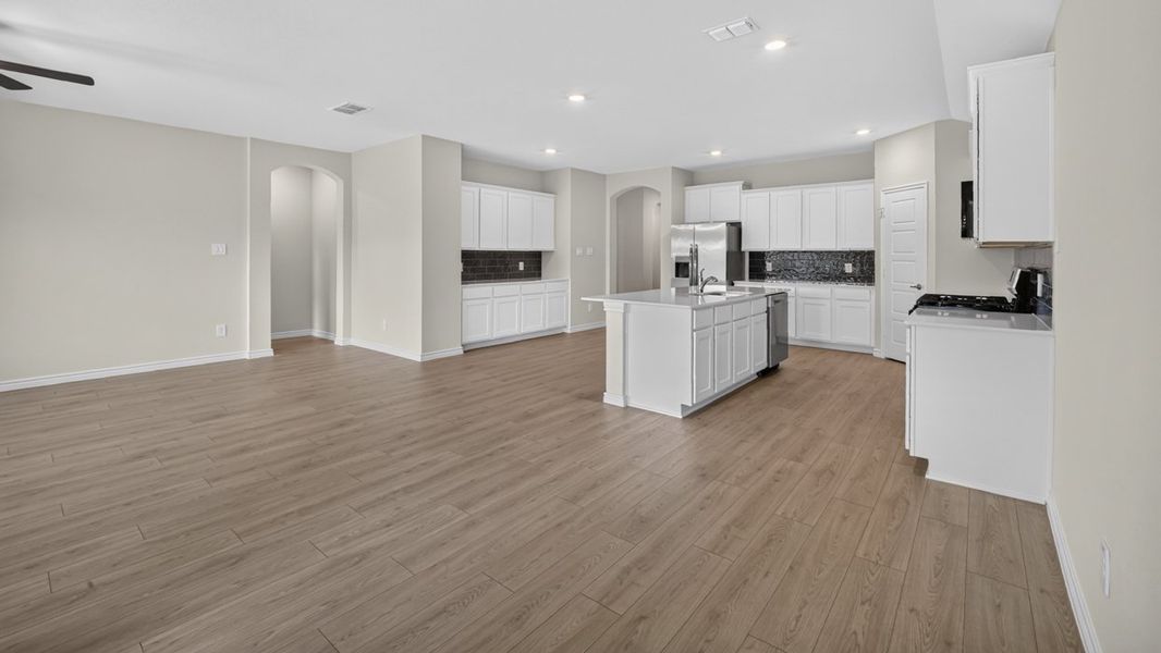 Representative unfurnished interior of a home built from the H106 Bentworth by D.R. Horton in Lilybrooke at Legacy Hills, Celina (Image 10). Representative unfurnished interior of a home built from the H106 Bentworth by D.R. Horton in Lilybrooke at Legacy Hills, Celina (Image 10).