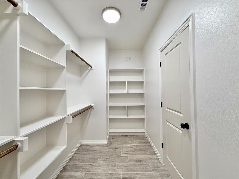 Master Oversized Closet Master Oversized Closet